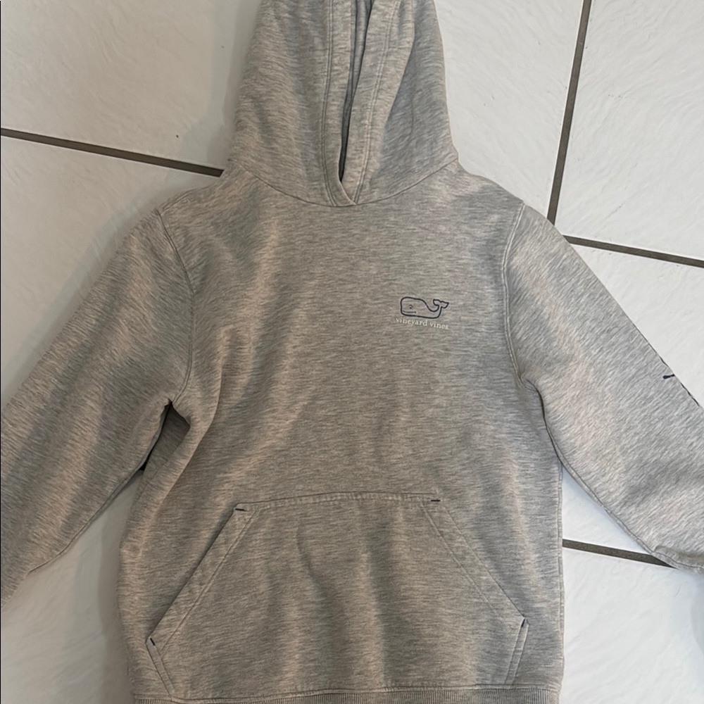 Boys Gray Vineyard Vines Hoodie with Whale L (16)